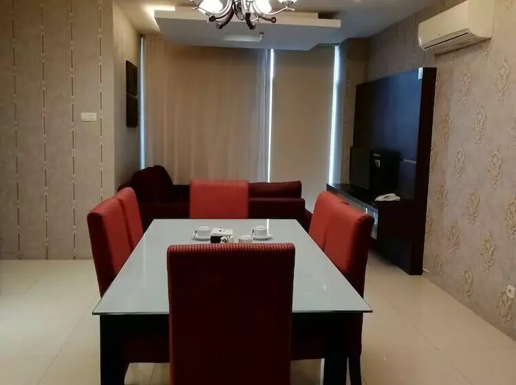 آپارتمان دلوکس 3 خوابه, Royal Suite Condotel