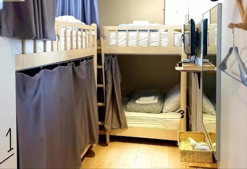 Perhehuone, Hi Guesthouse Insadong