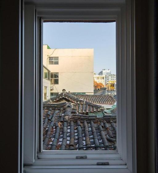 اتاق اکونومی, Hi Guesthouse Insadong