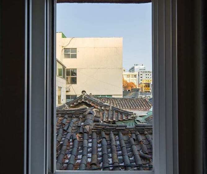 اتاق استاندارد, Hi Guesthouse Insadong
