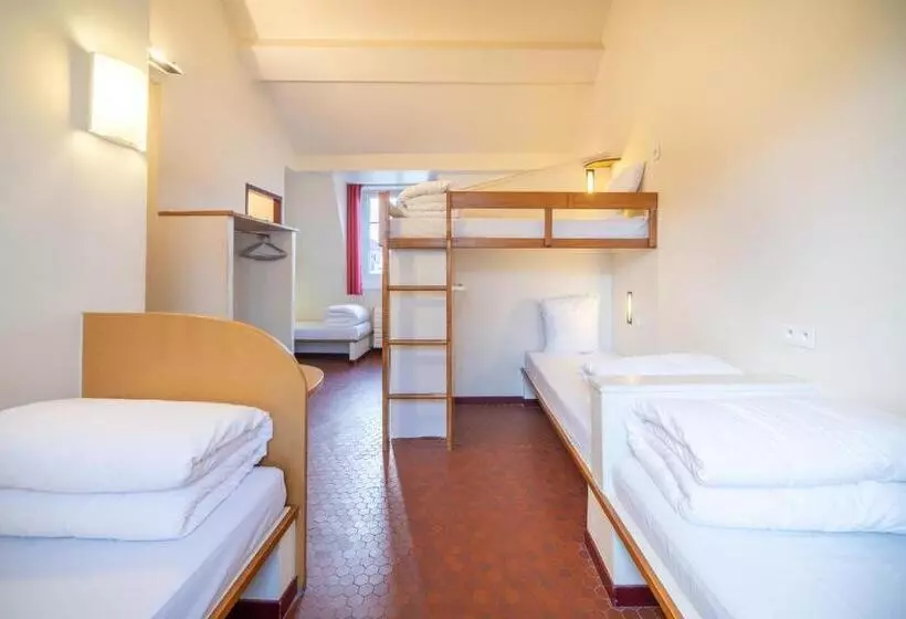 ルームシェアのワンベッド, Mije Marais Hostel