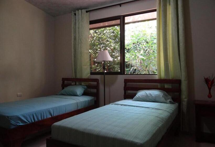 غرفة قياسية, B&b Garden Grecia