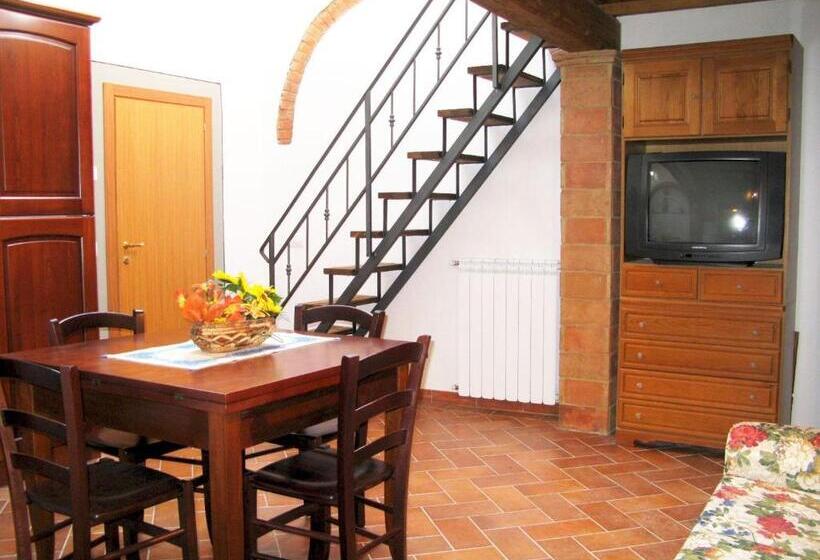 شقة غرفتين, Agriturismo Martignana Alta