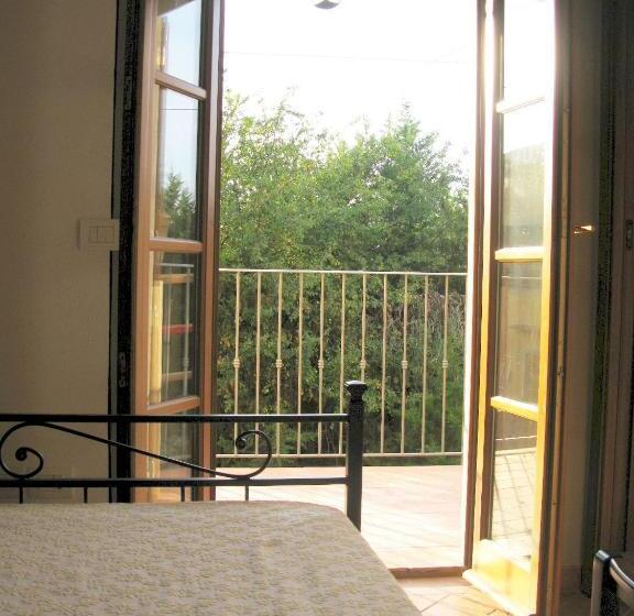 شقة غرفة واحدة, Agriturismo Martignana Alta