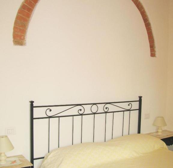 شقة غرفة واحدة, Agriturismo Martignana Alta