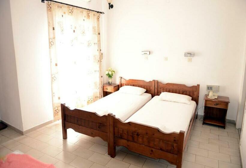 اتاق استاندارد با بالکن, Anthemis