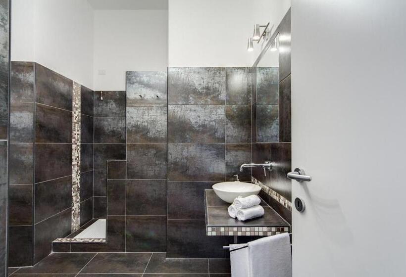 اتاق استاندارد با چشم‌انداز, B&b Colosseo Panoramic Rooms