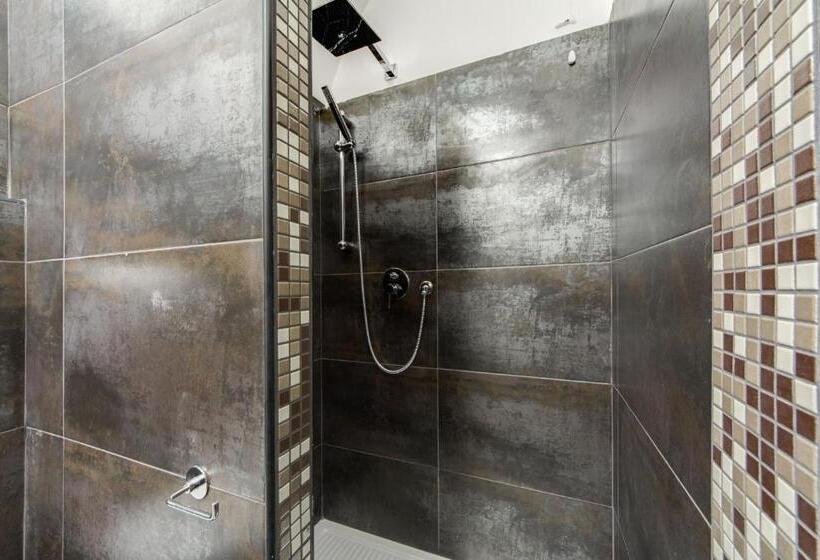 اتاق استاندارد با چشم‌انداز, B&b Colosseo Panoramic Rooms