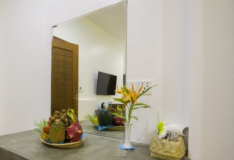 سوییت لوکس, De Sonyn Boutique