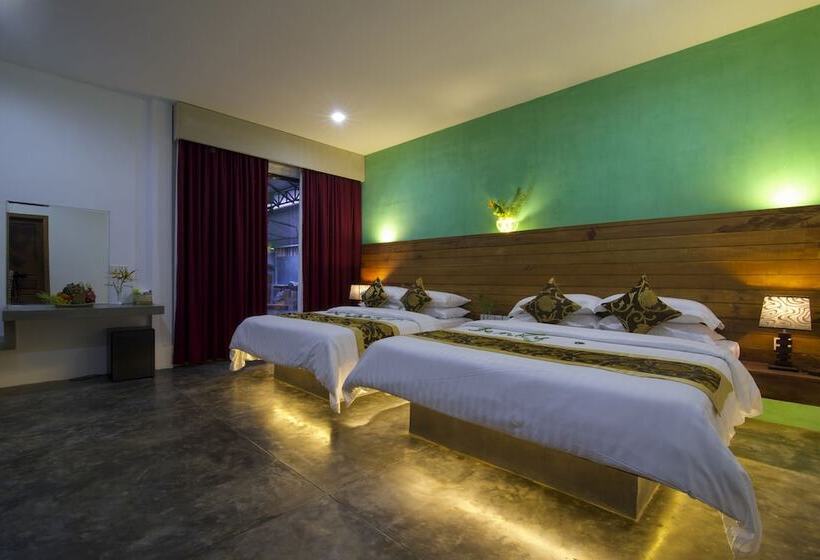 سوییت لوکس, De Sonyn Boutique