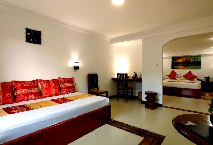 Havuz Manzaralı Junior Süit, La Villa Du Bonheur