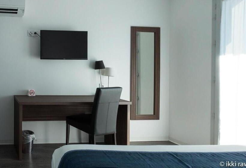 Номер Стандарт с Балконом, Libera Caen Colombelles