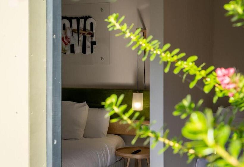 Номер Deluxe, Libera Caen Colombelles