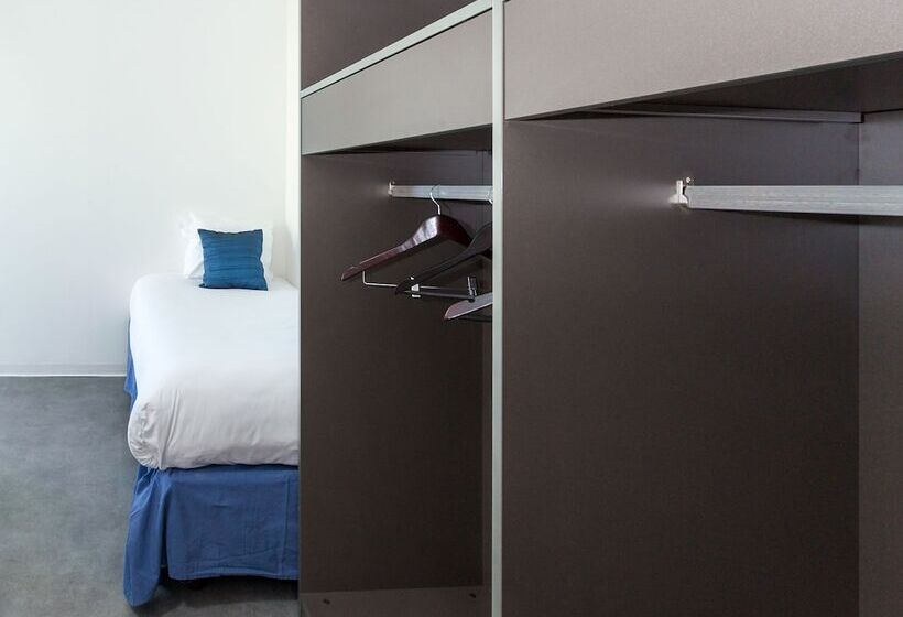 Номер Стандарт с Балконом, Libera Caen Colombelles