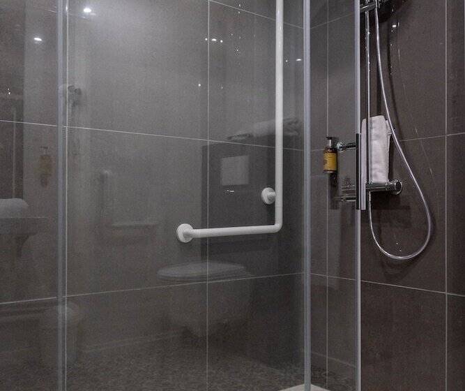 Номер Стандарт с Балконом, Libera Caen Colombelles