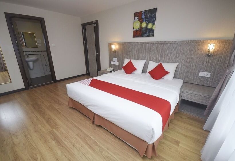 غرفة ديلوكس, Nur Miri