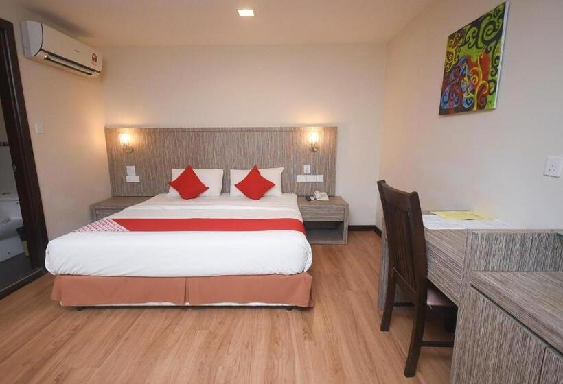 غرفة قياسية سرير كينج, Nur Miri