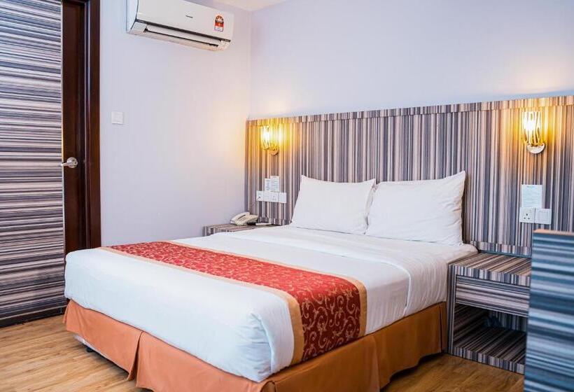 غرفة ديلوكس, Nur Miri