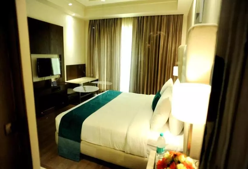 スイート, Sarovar Portico Jalandhar