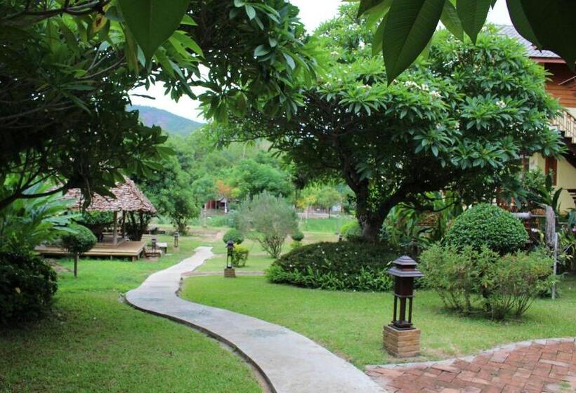 סוויטת ג'וניור, Pai Vimaan Resort