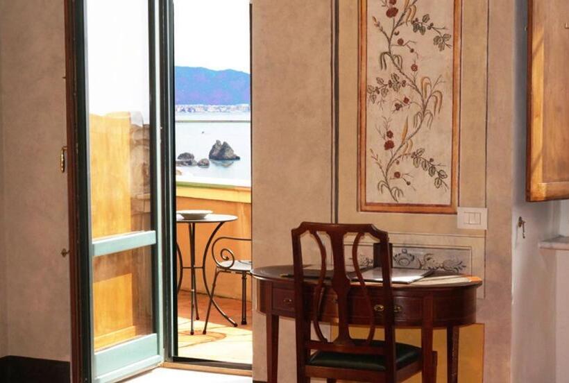 חדר סטנדרט עם מרפסת, Palazzo Suriano Heritage