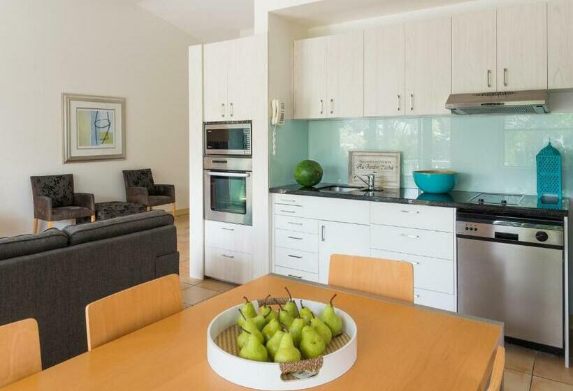 Апартаменты 2 Спальни, The Crest Byron Bay