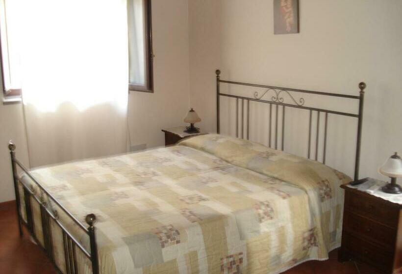 חדר סטנדרט, Agriturismo La Grevillea