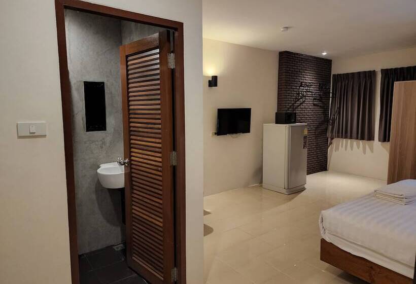 Cameră Deluxe, Dfeel House