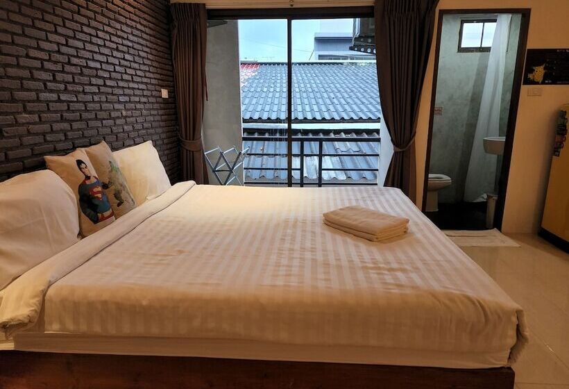 Cameră Superioară, Dfeel House