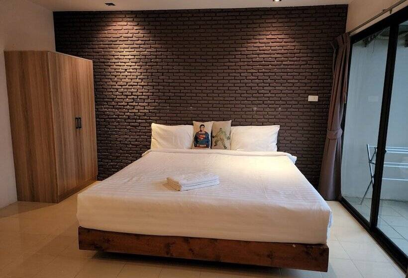 Cameră Superioară, Dfeel House