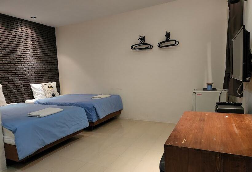 Cameră Standard, Dfeel House