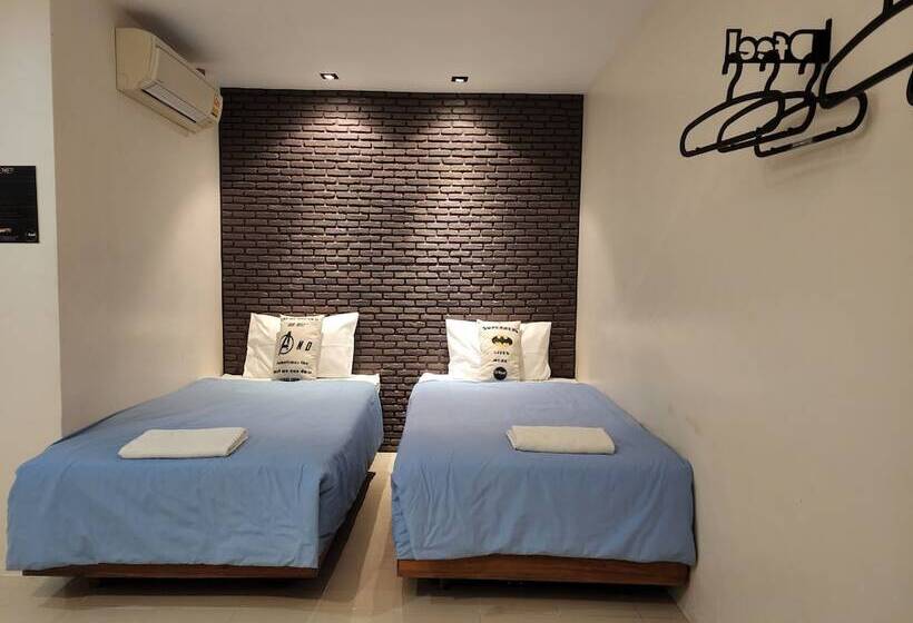 Cameră Standard, Dfeel House