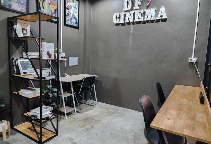 Cameră Deluxe, Dfeel House