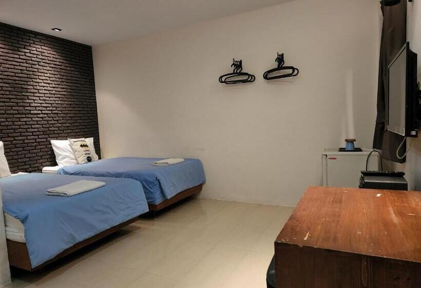 Cameră Standard, Dfeel House