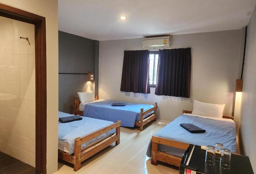 Cameră Triplă Standard, Dfeel House