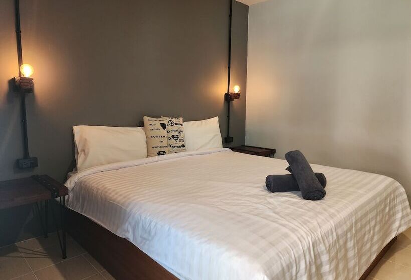 Cameră Standard, Dfeel House