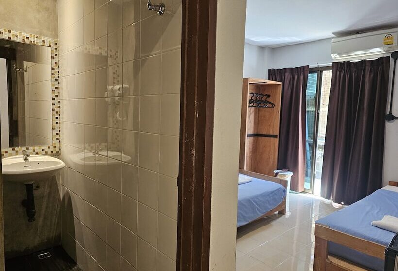 Cameră Standard, Dfeel House