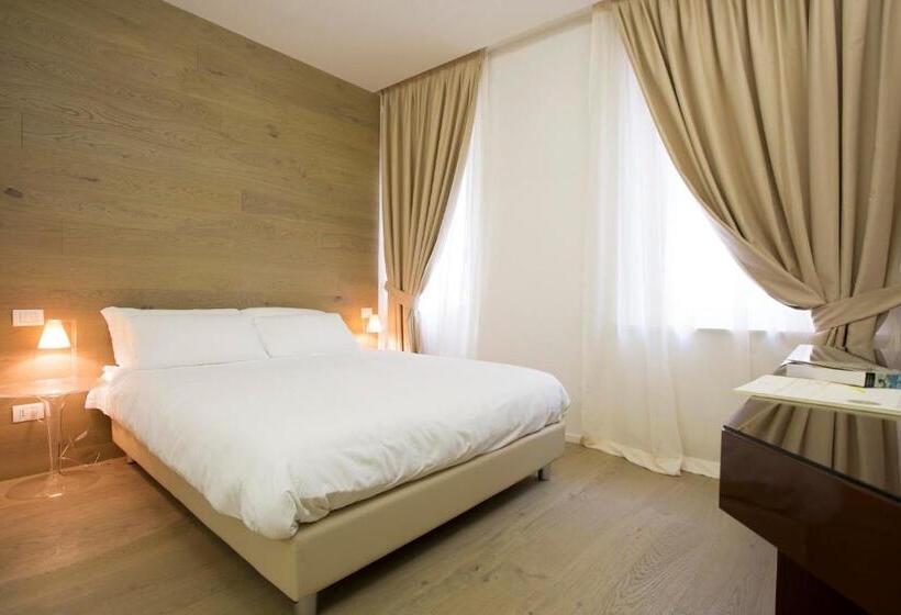 اتاق لوکس, Borgoleoni 18  Room And Breakfast