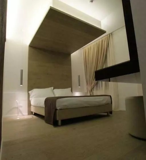 اتاق لوکس, Borgoleoni 18  Room And Breakfast