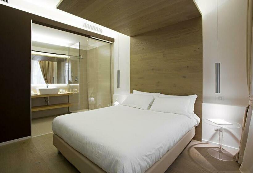 اتاق لوکس, Borgoleoni 18 Room And Breakfast