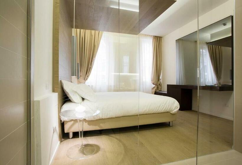 اتاق لوکس, Borgoleoni 18 Room And Breakfast