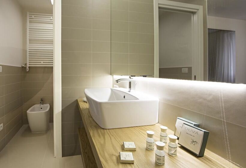 اتاق لوکس, Borgoleoni 18 Room And Breakfast