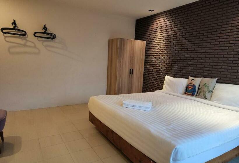 Cameră Superioară, Dfeel House