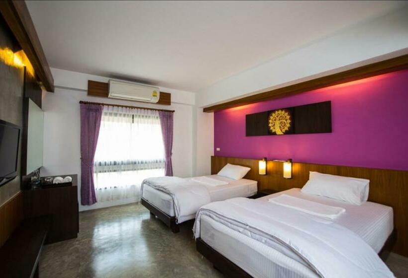 豪华房间, Baan Ing Ping