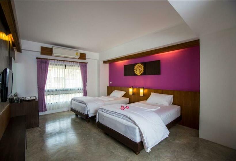 豪华房间, Baan Ing Ping