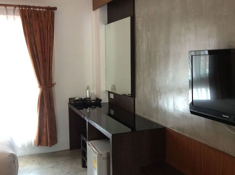 高级大房间, Baan Ing Ping