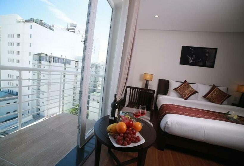 اتاق لوکس با بالکن, Edele Nha Trang
