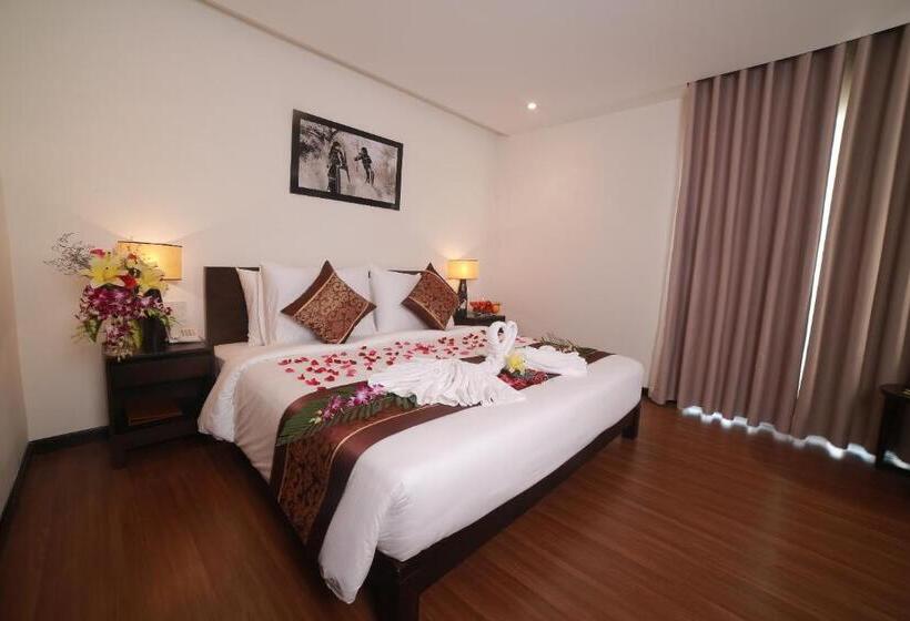 اتاق لوکس با بالکن, Edele Nha Trang