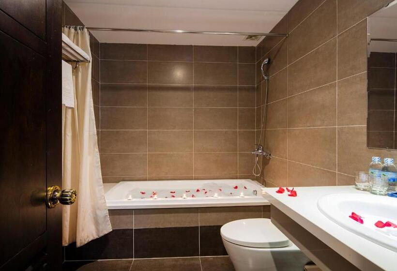 اتاق لوکس با بالکن, Edele Nha Trang