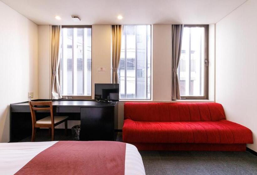 이코노미 룸, Fosse Himeji